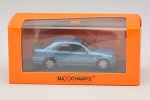 Mercedes C-Class W202 Blu Metallizzato Maxichamps 1:43 940037060 Pressofusione — immagine 5 di 5