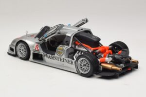Mercedes CLK GTR #10 Warsteiner 1999 Maisto 1:18 38848 Pressofusione — immagine 5 di 8