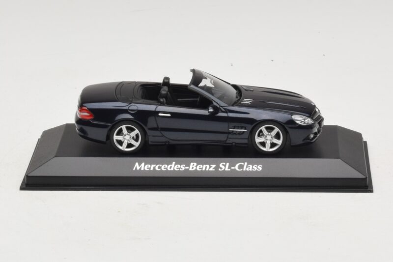 Mercedes SL R230 Blu Metallizzato Maxichamps 1:43 940037531 Pressofusione