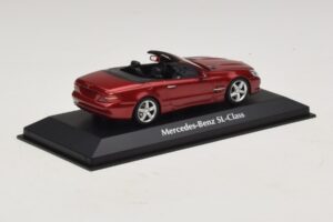Mercedes SL R230 Rosso Metallizzato Maxichamps 1:43 940037530 Pressofusione — immagine 2 di 5