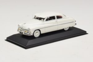 Mercury Monterey Bianco Minichamps 1:43 400082401 Pressofusione — immagine 2 di 5