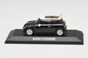 Mini Cooper S R53 Nero Con Tetto Panoramico Minichamps 1:43 MINI022 Pressofusione