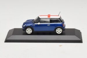 Mini Cooper S R53 Blu Con Bandiera Inglese Minichamps 1:43 MINI012 Pressofusione