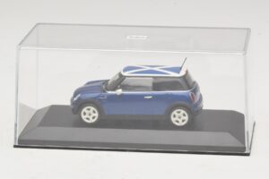 Mini Cooper S R53 Blu Con Bandiera Scozzese Minichamps 1:43 MINI016 Pressofusione — immagine 4 di 5