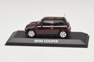 Mini Cooper S R53 Rosso Scuro Con Tetto Nero Minichamps 1:43 MINI028 Pressofusione
