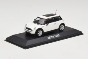 Mini Cooper S R53 Bianco Con Tetto Panoramico Minichamps 1:43 MINI020 Pressofusione — immagine 2 di 5