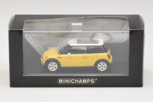 Mini Cooper S R53 Giallo Con Tetto Panoramico Giallo Minichamps 1:43 MINI029 Pressofusione — immagine 4 di 4