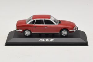 NSU Ro 80 Rosso Maxichamps 1:43 NSU Ro 80 Rosso Maxichamps 1:43 940015402 Pressofusione