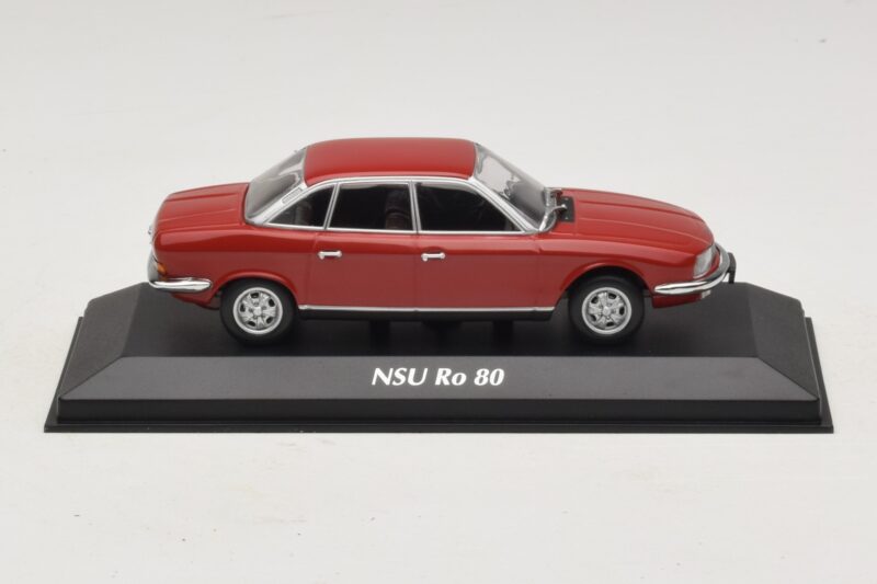 NSU Ro 80 Rosso Maxichamps 1:43 940015402 Pressofusione