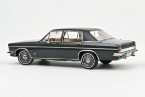 Opel Diplomat B V8 Cedar Green Norev 1:18 183690 Pressofusione — immagine 2 di 2
