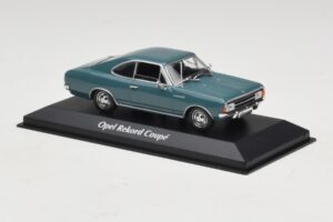 Opel Rekord C Coupé Blu Maxichamps 1:43 940046121 Pressofusione — immagine 3 di 5