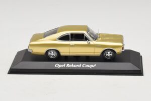 Opel Rekord C Coupé Oro Maxichamps 1:43 940046120 Pressofusione