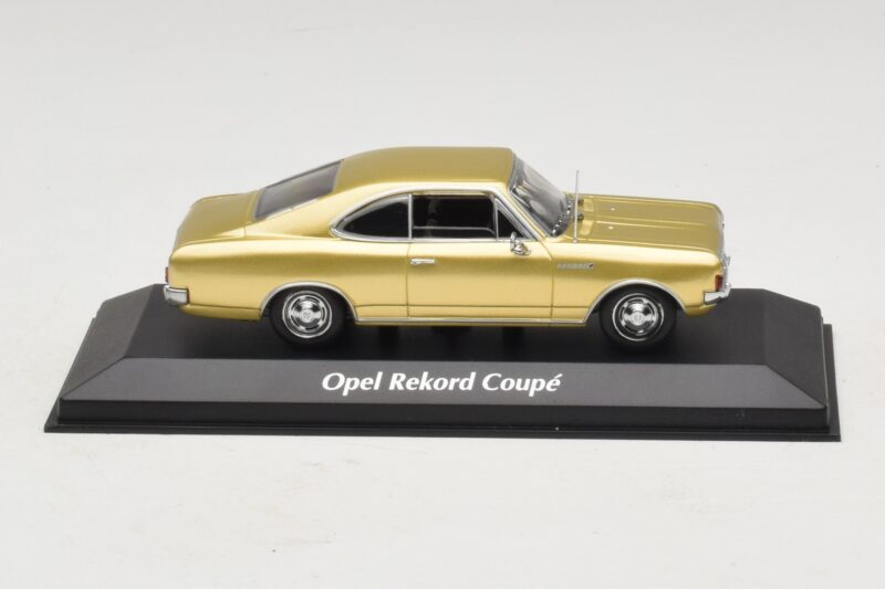 Opel Rekord C Coupé Oro Maxichamps 1:43 940046120 Pressofusione