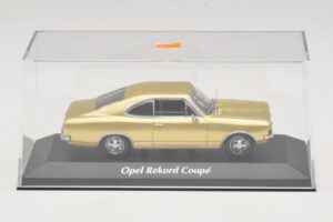 Opel Rekord C Coupé Oro Maxichamps 1:43 940046120 Pressofusione — immagine 4 di 5