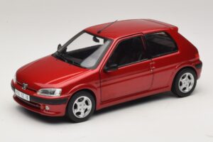 Peugeot 106 S16 Rosso Lucifer Norev 1:18 Peugeot 106 S16 Rosso Lucifer Norev 1:18 184921 Pressofusione