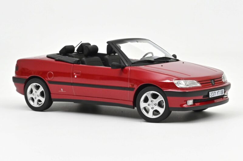 Peugeot 306 Cabriolet Diablo Red Norev 1:18 Peugeot 306 Cabriolet Diablo Red Norev 1:18 184930 Pressofusione