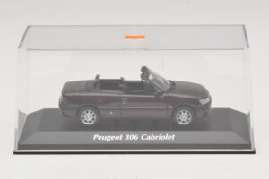 Peugeot 306 Cabriolet Viola Metallizzato Maxichamps 1:43 940112834 Pressofusione — immagine 4 di 5