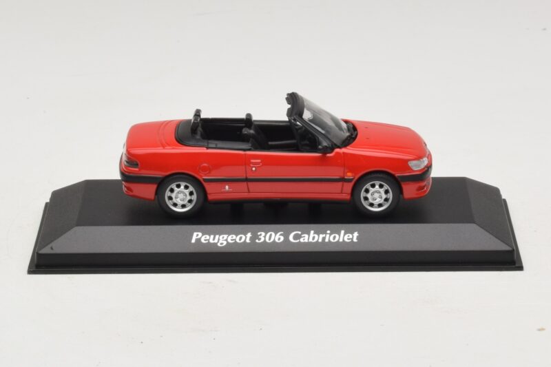Peugeot 306 Cabriolet Rosso Maxichamps 1:43 940112830 Pressofusione