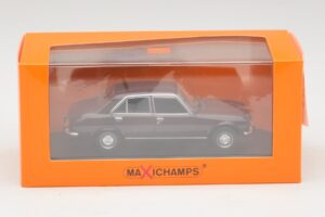Peugeot 504 Rosso Scuro Maxichamps 1:43 940112500 Pressofusione — immagine 5 di 5