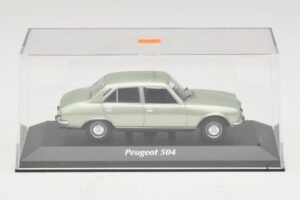 Peugeot 504 Verde Chiaro Metallizzato Maxichamps 1:43 940112501 Pressofusione — immagine 4 di 5