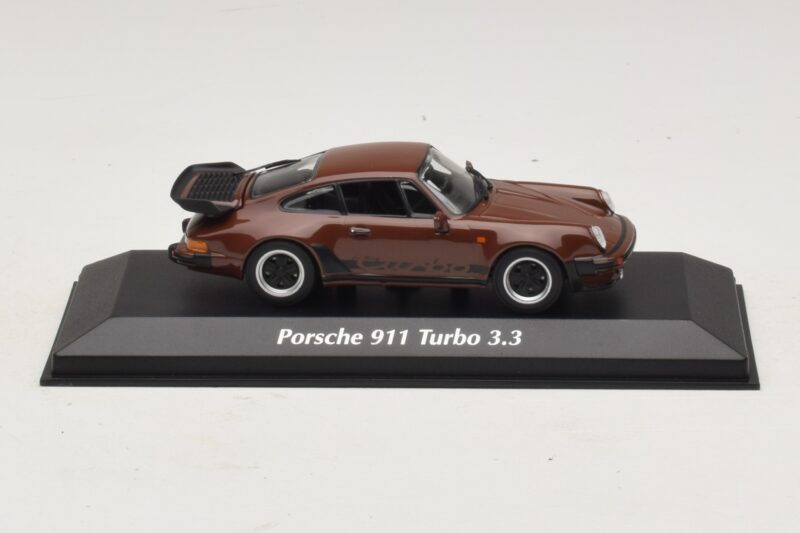 Porsche 911 930 Turbo 3.3 Marrone Maxichamps 1:43 940069001 Pressofusione