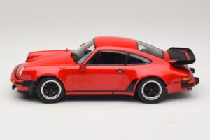 Porsche 911 930 Turbo 3.3 Rosso KK-Scale 1:18 KKDC181442 Pressofusione — immagine 3 di 6
