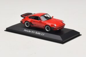 Porsche 911 930 Turbo 3.3 Rosso Maxichamps 1:43 940069000 Pressofusione — immagine 3 di 5