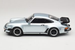 Porsche 911 930 Turbo 3.3 Argento KK-Scale 1:18 KKDC181444 Pressofusione — immagine 3 di 6