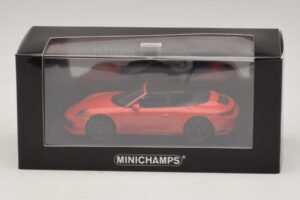 Porsche 911 991.1 Carrera 4 GTS Cabriolet Arancione Minichamps 1:43 410067331 Pressofusione — immagine 5 di 5