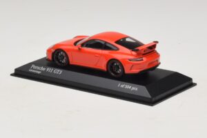 Porsche 911 991.1 GT3 Arancione Minichamps 1:43 410066024 Pressofusione — immagine 3 di 5