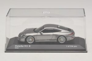 Porsche 911 991.1 R Argento Minichamps 1:43 410066224 Pressofusione — immagine 4 di 5