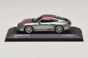 Porsche 911 991.1 R Argento Con Strisce Arancioni Minichamps 1:43 410066222 Pressofusione