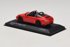 Porsche 911 991.1 Targa 4 GTS Rosso Minichamps 1:43 410067340 Pressofusione — immagine 3 di 5