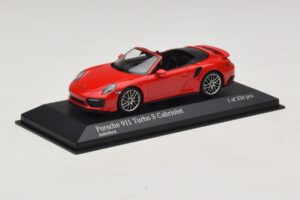 Porsche 911 991.1 Turbo S Cabriolet Rosso Minichamps 1:43 410067180 Pressofusione — immagine 2 di 5