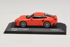 Porsche 911 991.1 Turbo S Arancione Minichamps 1:43 410067171 Pressofusione