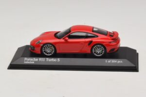 Porsche 911 991.1 Turbo S Rosso Minichamps 1:43 410067170 Pressofusione