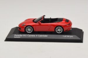 Porsche 911 991.2 Carrera 4 Cabriolet Rosso Minichamps 1:43 Porsche 911 991.2 Carrera 4 Cabriolet Rosso Minichamps 1:43 410067230 Pressofusione