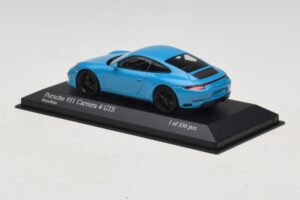 Porsche 911 991.2 Carrera 4 GTS Miami Blue Minichamps 1:43 410067322 Pressofusione — immagine 3 di 5
