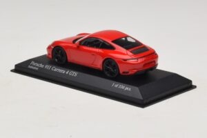Porsche 911 991.2 Carrera 4 GTS Rosso Minichamps 1:43 410067320 Pressofusione — immagine 3 di 5
