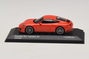 Porsche 911 991.2 Carrera 4S Arancione Minichamps 1:43 410067241 Pressofusione