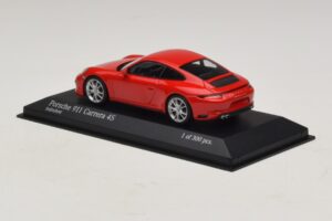 Porsche 911 991.2 Carrera 4S Rosso Minichamps 1:43 410067240 Pressofusione — immagine 3 di 5