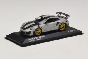 Porsche 911 991.2 GT2 RS Weissach Package Chalk Minichamps 1:43 410067220 Pressofusione — immagine 2 di 5