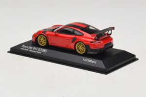Porsche 911 991.2 GT2 RS Weissach Package Rosso Minichamps 1:43 410067221 Pressofusione — immagine 3 di 5