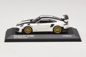 Porsche 911 991.2 GT2 RS Weissach Package Bianco Minichamps 1:43 410067222 Pressofusione