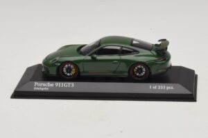 Porsche 911 991.2 GT3 Verde Minichamps 1:43 410066028 Pressofusione
