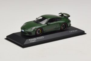 Porsche 911 991.2 GT3 Verde Minichamps 1:43 410066028 Pressofusione — immagine 2 di 5