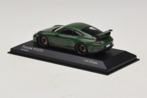 Porsche 911 991.2 GT3 Verde Minichamps 1:43 410066028 Pressofusione — immagine 3 di 5