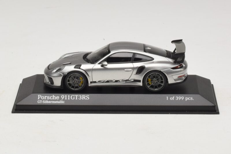 Porsche 911 991.2 GT3 RS Argento Minichamps 1:43 410067020 Pressofusione