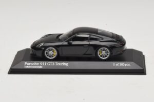 Porsche 911 991.2 GT3 Touring Nero Metallizzato Minichamps 1:43 410067424 Pressofusione