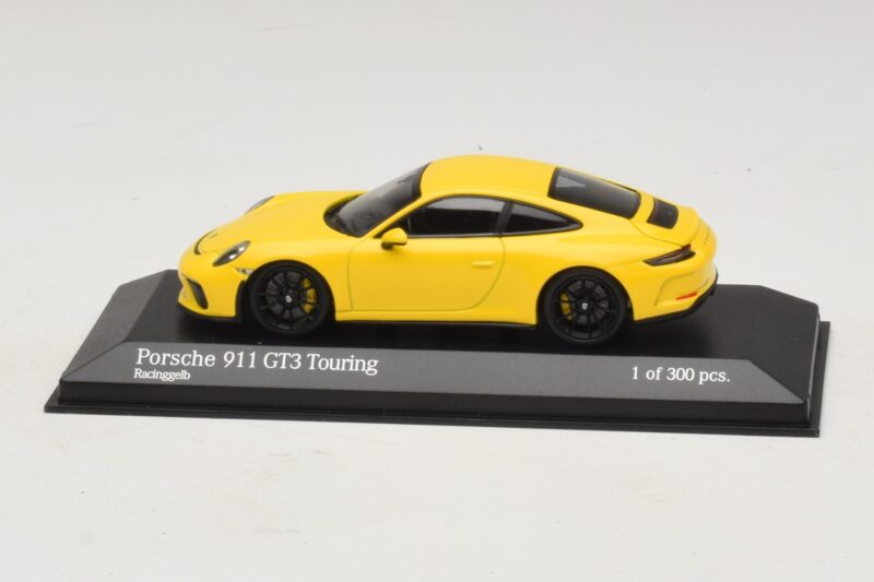 Porsche 911 991.2 GT3 Touring Giallo Minichamps 1:43 410067421 Pressofusione